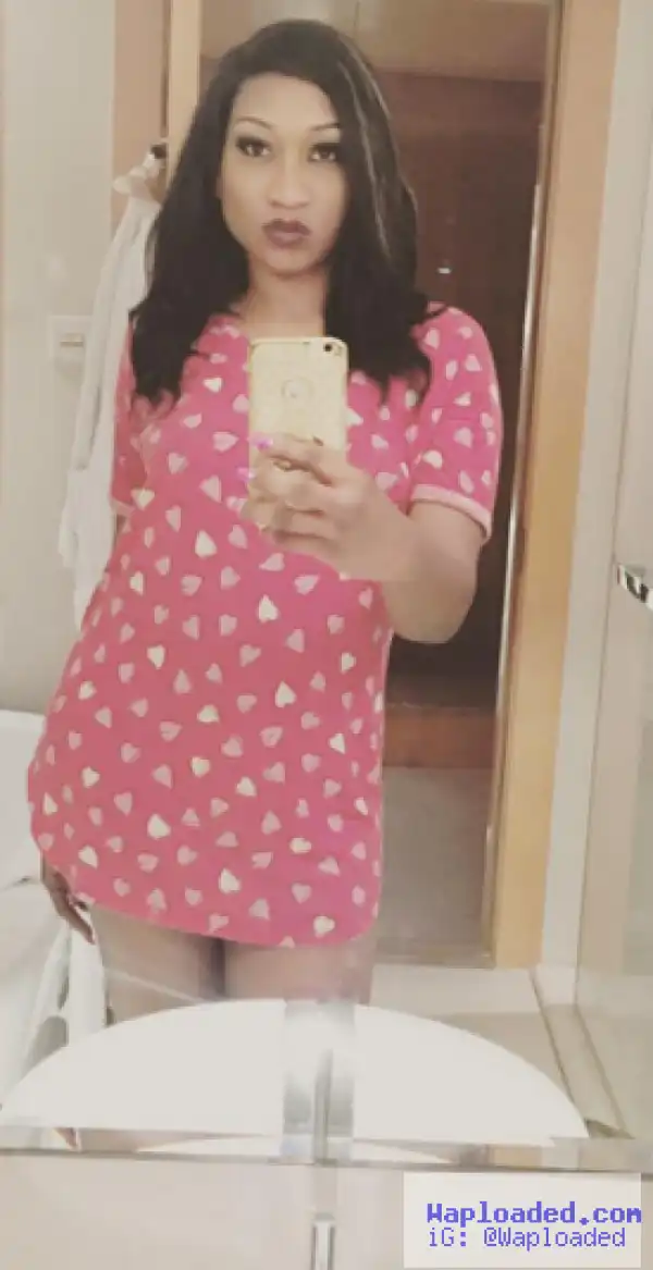 Actress Oge Okoye Shares Some Hot & Sexy Mirror Selfies